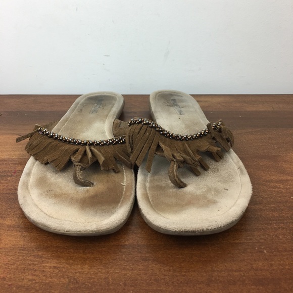 Minnetonka Thong Flip Flop Sandal Women’s Size 10M Brown Beaded Fringe Suede. - Picture 2 of 11